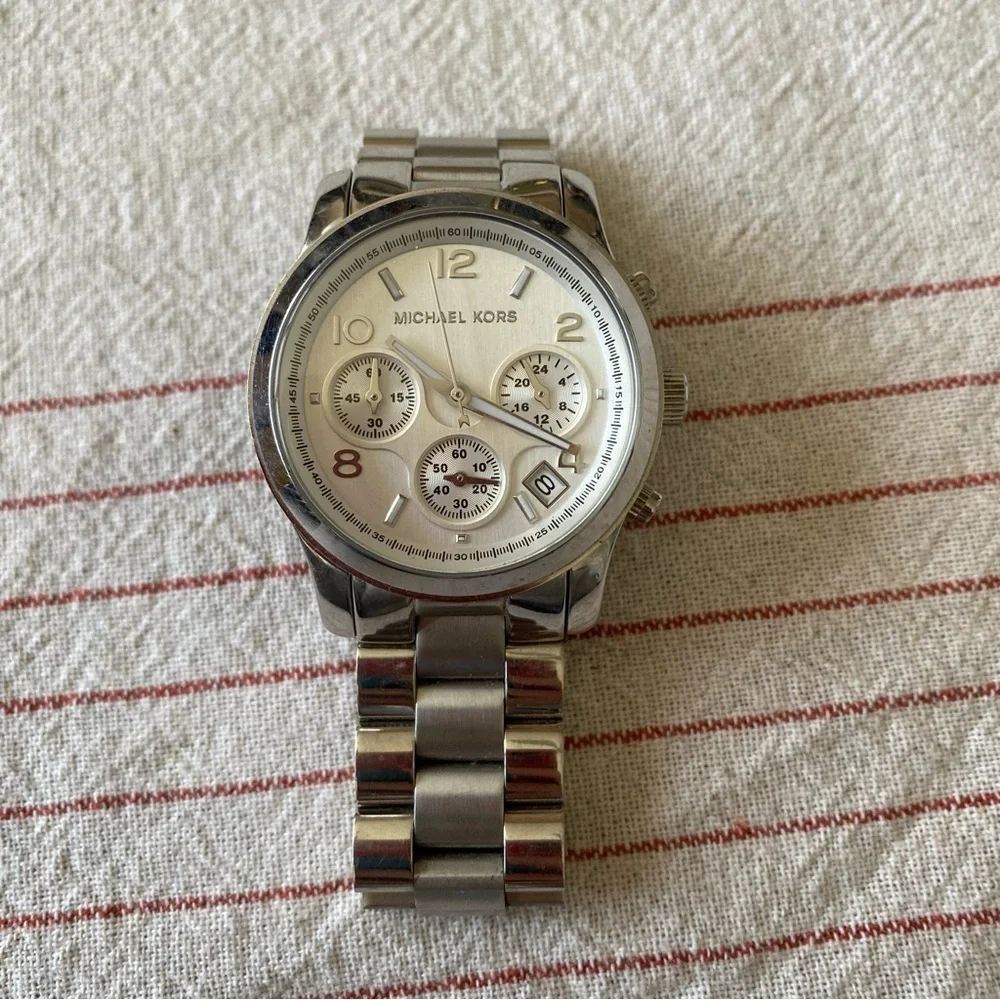 Michael Kors Women’s chronograph watch MK5076 stainless steel